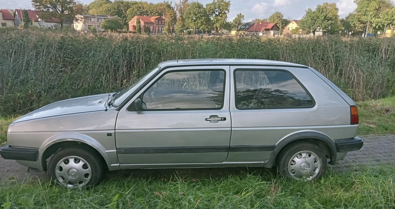 Volkswagen Golf cena 4990 przebieg: 260000, rok produkcji 1990 z Gdańsk małe 92